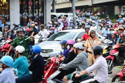 CSGT TP.HCM hướng dẫn lộ trình tránh ùn tắc dịp Tết