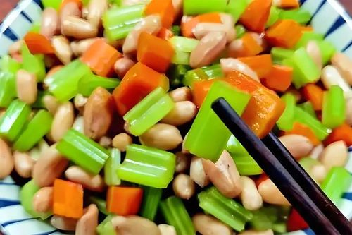 Đàn ông bổ gan thì mạnh mẽ, phụ nữ bổ gan thì ngày càng trẻ đẹp: Mùa xuân hãy ăn 4 loại rau này để giải độc, hết nóng trong và gan khỏe mạnh