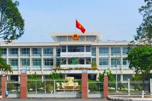 Khẩn trương kiện toàn nhân sự tại Trung tâm Dịch vụ tổng hợp cấp xã