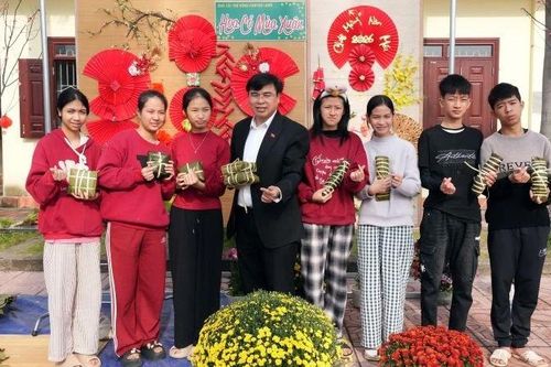 Ấm áp đón Tết ở Cơ sở bảo trợ xã hội Bắc Ninh
