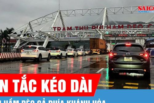 Kẹt xe kéo dài ở cửa hầm Đèo Cả phía Khánh Hòa