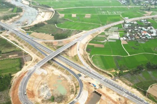 Tạm dừng thông xe đường cao tốc qua tỉnh Gia Lai