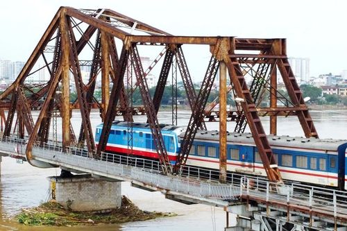 Bộ Xây dựng yêu cầu đánh giá tổng thể cầu Long Biên