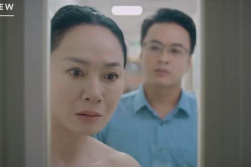 'Đồng hồ đếm ngược' tập 5: Tình trẻ bày mưu để mẹ kế của Chi lấy tài sản từ chồng