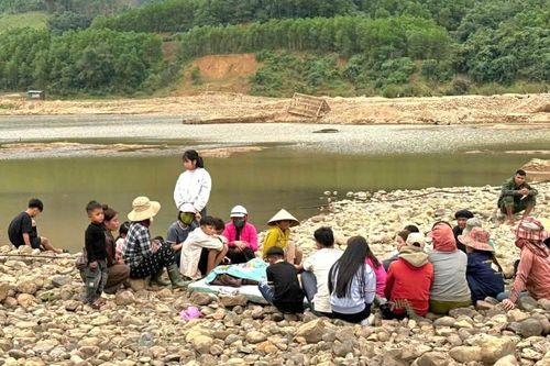 Hai học sinh ở Quảng Trị chết đuối khi đi tắm sông