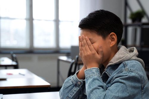 Bài mẫu viết thư UPU lần thứ 55: Vết thương vô hình của một cô bạn cùng lớp
