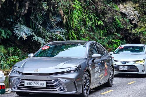 Top 10 xe bán chậm tháng 1/2026: Toyota Camry bất ngờ lọt nhóm 'báo động đỏ'