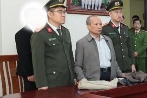 Khởi tố đối tượng lợi dụng các quyền tự do dân chủ