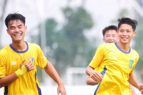 Sông Lam Nghệ An bổ sung 2 tân binh cho lượt về V.League