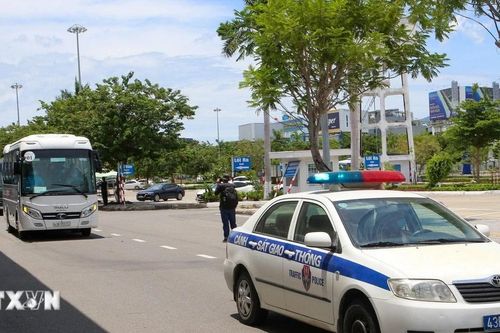 Cảnh sát giao thông sẽ dẫn đường, hỗ trợ các đoàn chở nhân dân về quê ăn Tết