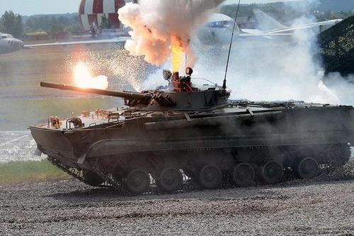 Tăng tốc bàn giao BMP-3: Lô xe chiến đấu mới vượt kế hoạch 40%, hỏa lực và giáp được nâng cấp mạnh