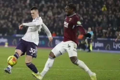 West Ham phơi bày yếu điểm của Manchester United