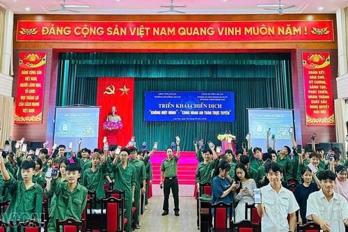Công an Lào Cai thực hiện 520 lượt tuyên truyền chiến dịch 'Không một mình - Cùng nhau an toàn trực tuyến'
