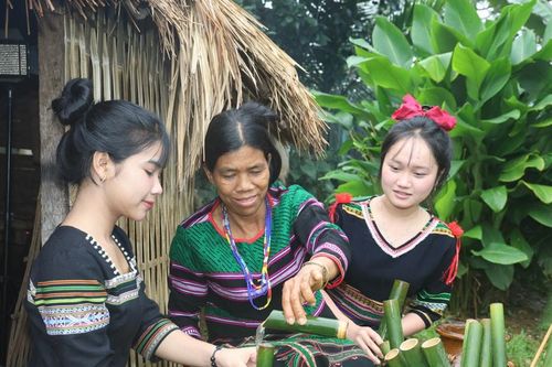 Xuân mới trên vùng đất từng gian khó