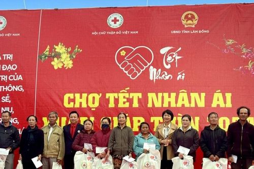 Tết Nhân ái đong đầy yêu thương