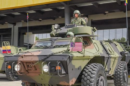 Mỹ bàn giao lô xe bọc thép M1117 Guardian mới nhằm tăng cường an ninh cho Colombia