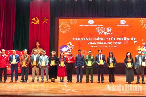 Xuân sẻ chia trên những hành trình nhân ái
