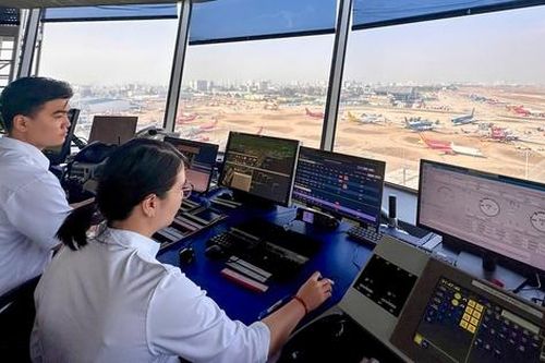 Áp lực chưa từng có với kiểm soát không lưu Tân Sơn Nhất dịp tết Nguyên đán