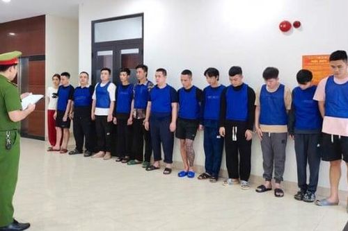 Giả danh nhân viên ngân hàng mở thẻ tín dụng lừa đảo 100 tỷ đồng