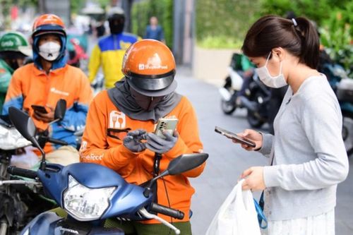 Thêm 'tay chơi' lớn: 'Miếng bánh' đồ ăn 2,1 tỷ USD dậy sóng