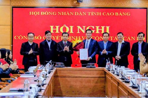 Công bố Quyết định bổ nhiệm Phó Chánh Văn phòng Đoàn ĐBQH và HĐND tỉnh