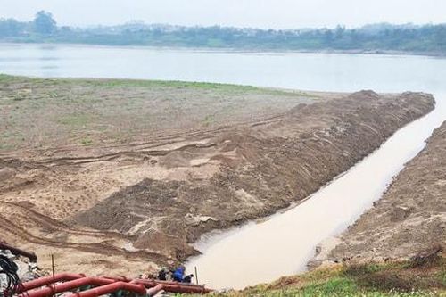 Bảo đảm đủ nước tưới dưỡng lúa xuân