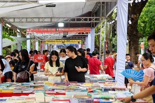 Hội Sách Hà Nội lần thứ XI – năm 2026 mang chủ đề 'Sách mở tri thức - Công nghệ dẫn tương lai'