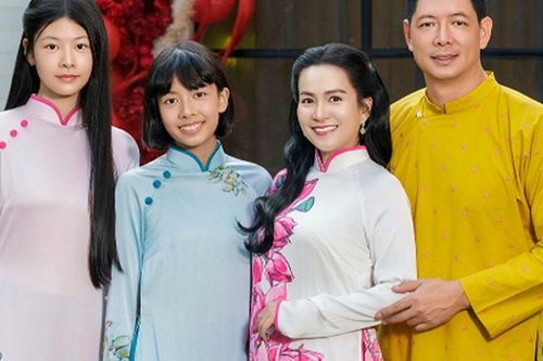 2 con gái nhà Bình Minh - Anh Thơ có chiều cao vượt trội, học hành giỏi giang
