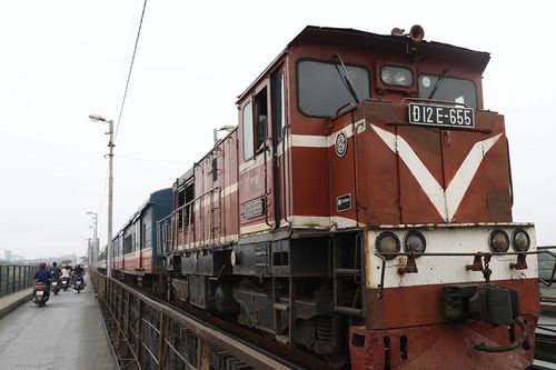 Đánh giá tổng thể độ an toàn chịu lực cầu Long Biên sau sự cố đứt bản thép
