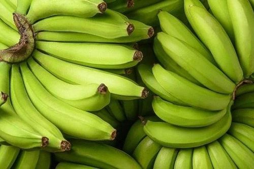 Thị trường ngày 26 Tết: Chuối xanh, phật thủ đắt đỏ