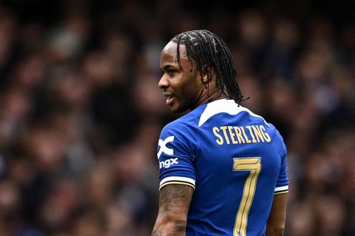 Sterling thoát cảnh thất nghiệp