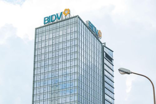 Một ngân hàng quốc doanh tạm dừng cho vay dự án bất động sản