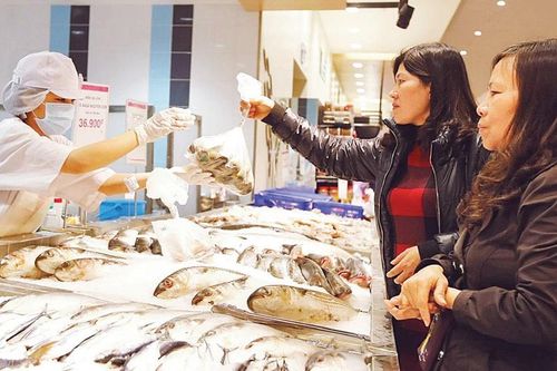 Kiểm soát lạm phát, hỗ trợ mục tiêu tăng trưởng