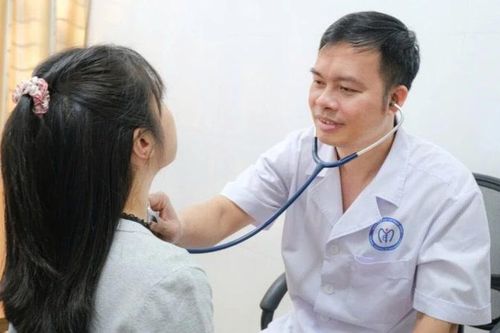 Bệnh tuyến giáp dễ tái phát dịp Tết: Chuyên gia nội tiết cảnh báo từ stress và rượu, bia