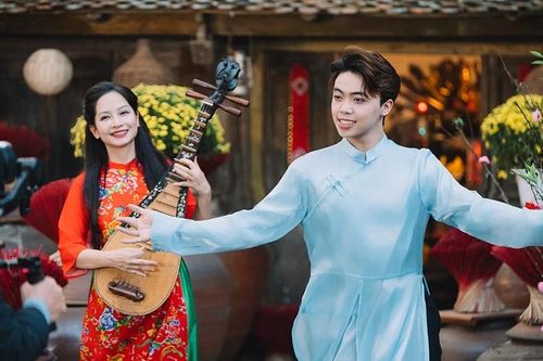 Nghệ sĩ tỳ bà Vũ Diệu Thảo đón năm mới với MV 'Tết bình an bên nhau'