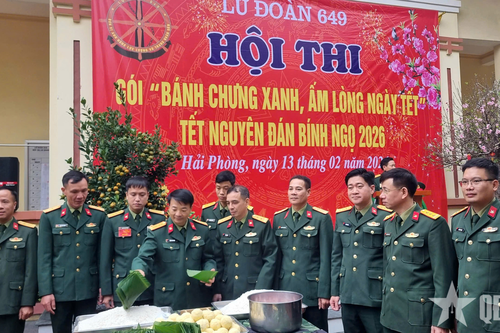 Rộn ràng Hội thi 'Gói bánh chưng xanh' ở Lữ đoàn 649