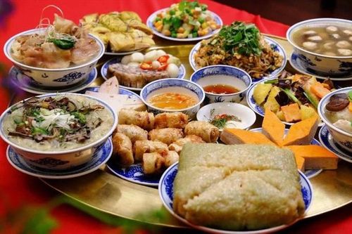 Mâm cỗ Tất niên ba miền ở Việt Nam có gì khác biệt?