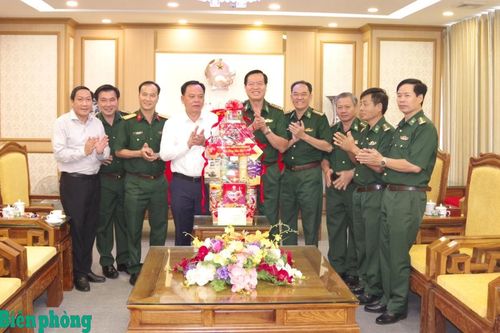 Lãnh đạo Tỉnh ủy Đồng Nai thăm, chúc Tết Cơ quan Thường trực Bộ Tư lệnh Bộ đội Biên phòng