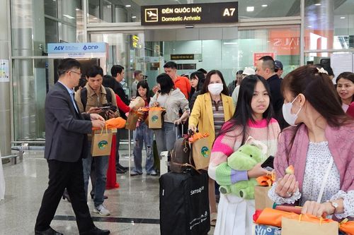 Tạm đóng cửa sân bay quốc tế Liên Khương ở Lâm Đồng từ 4/3