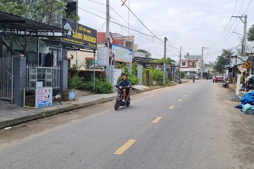Trở lại làng bão: Vượt nghịch cảnh