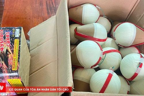 Bắt quả tang thanh niên vận chuyển pháo lậu