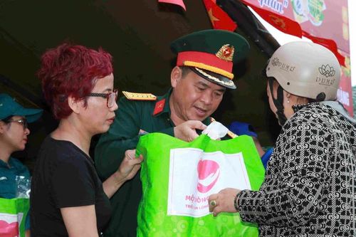 Tết ở Hòa Thịnh và câu chuyện dài hơn một mùa Xuân