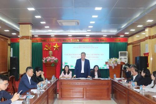 Lễ hội đền Trần năm 2026: Giáo dục truyền thống 'uống nước nhớ nguồn'