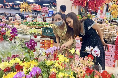 Cao điểm thị trường Tết, sức mua hoa không có nhiều đột biến
