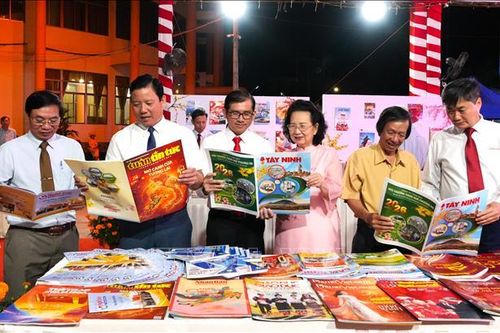 Tây Ninh: Khai mạc Hội Báo Xuân Bính Ngọ 2026