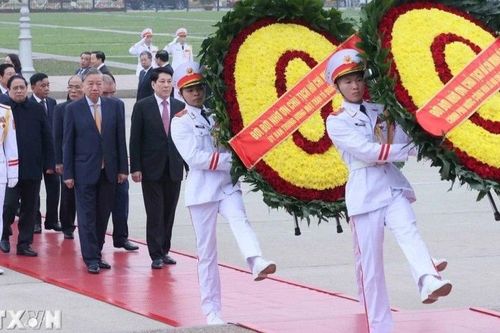 Lãnh đạo Đảng, Nhà nước viếng Chủ tịch Hồ Chí Minh