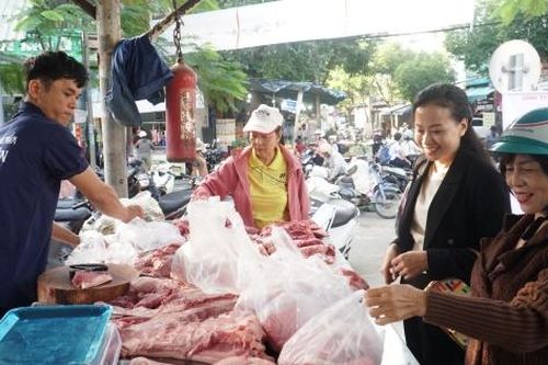 Đà Nẵng: Đồng loạt mở bán 19 điểm bình ổn giá thịt dịp Tết