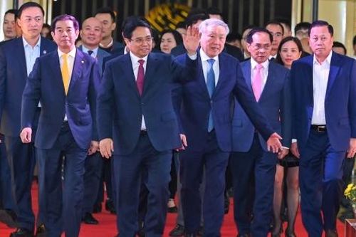 Chùm ảnh: Lễ bế mạc Hội chợ Mùa Xuân lần thứ nhất năm 2026