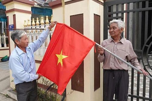 Xuân ấm làng chài