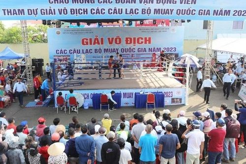 Đưa võ đài đấu Muay ra khu vực quảng trường Đại Đoàn Kết